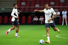 甚至自我懷 甚至自我懷